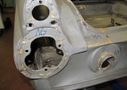 Ford Thunderbird - Beginn der Karosseriearbeiten - 002