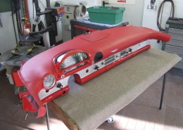 Ford Thunderbird - Montage Armaturenbrett und Instrumente 4 - 001