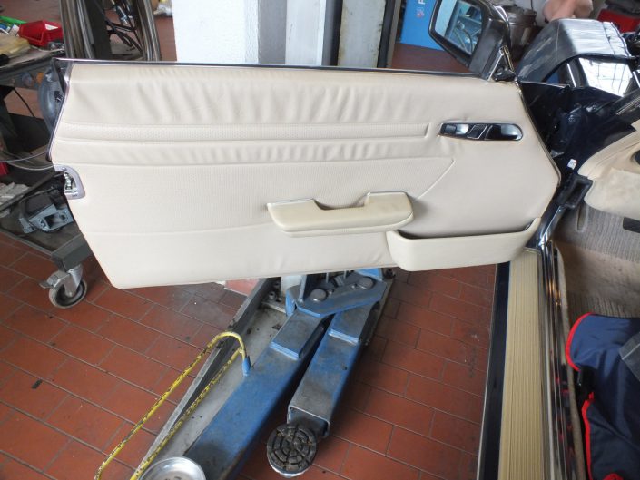 MB R107 – Rostschutz Innenraum – 008