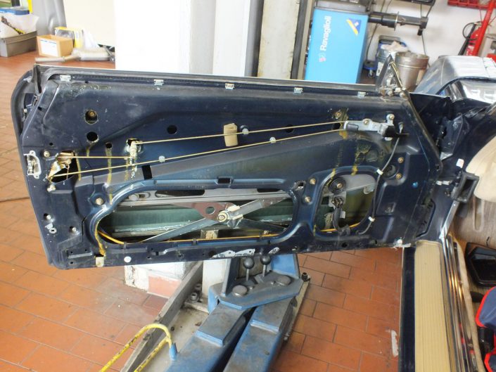MB R107 – Rostschutz Innenraum – 009