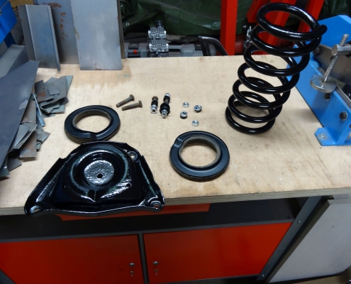 Alfa Romeo - Montage Vorderachse - 004