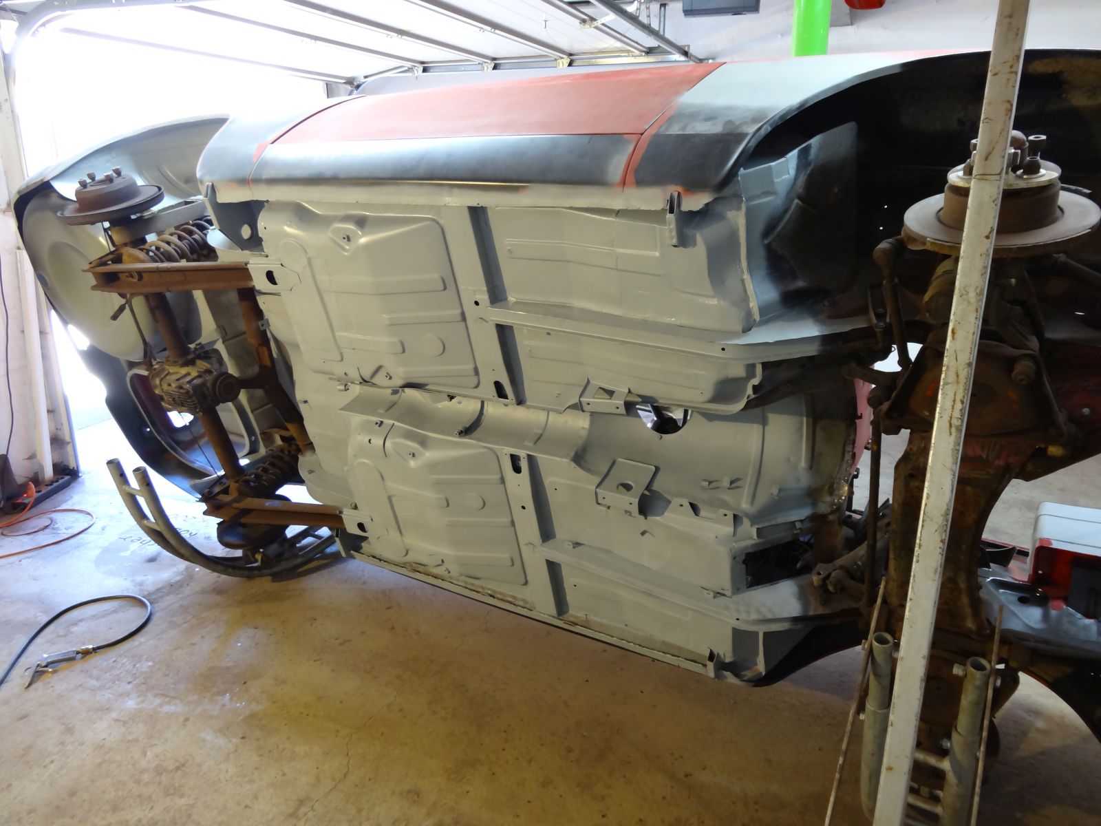 Alfa Romeo1300-Werkstatt-Flair 2-001