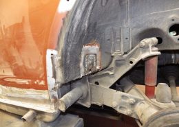 Käfer Cabrio 1303 - Radlauf FA hinten - 001
