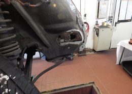 Käfer Cabrio 1303 - Stoßstangenaufnahme vorne - 003