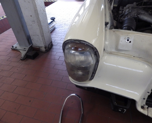 MB W111 Demontage - 001