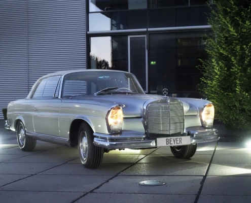 Der MB W111 - eine Brücke zwischen Historie und Moderne