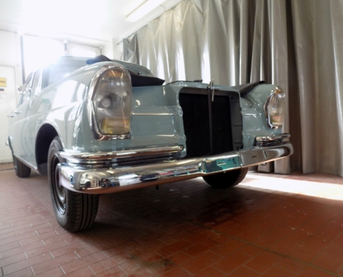MB W111 - Montage Stoßstangen - 005