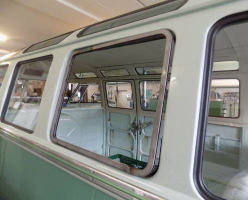 VW T1 Samba - Einbau Scheiben 2 - 003
