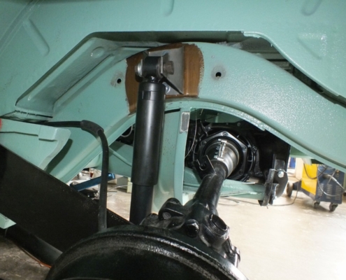 VW T1 Samba - Einschweißen Stoßdämpferaufnahme - 002