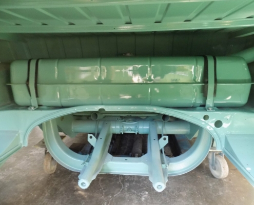 VW T1 Samba - Montage Tank - 003