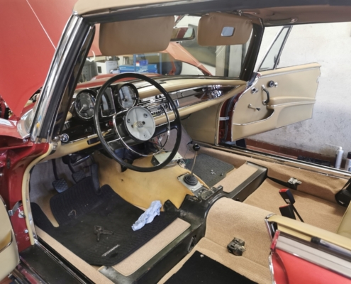 MB W111 Cabrio - Endmontage Interieur - 007