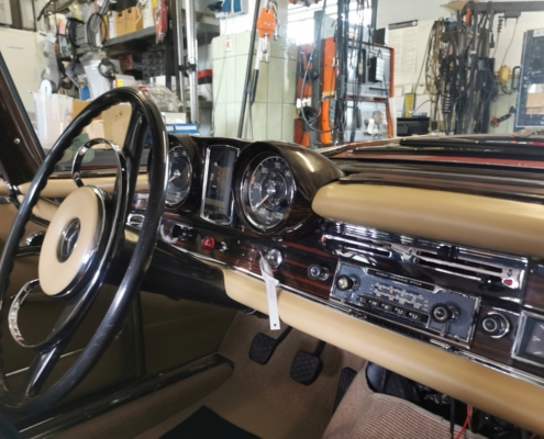 MB W111 Cabrio - Endmontage Interieur - 011