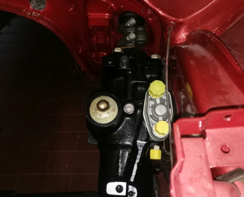 MB W111 - Endmontage Motorraum - 003
